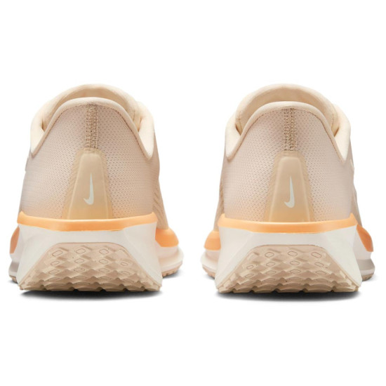 Nike Quest 6